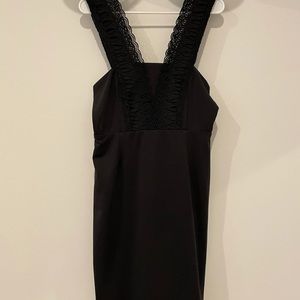 Lulus little black dress